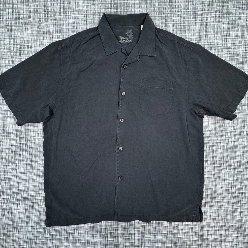Tommy Bahama Camp Shirt Mens Large Black Silk Original Fit Short Sleeve Button